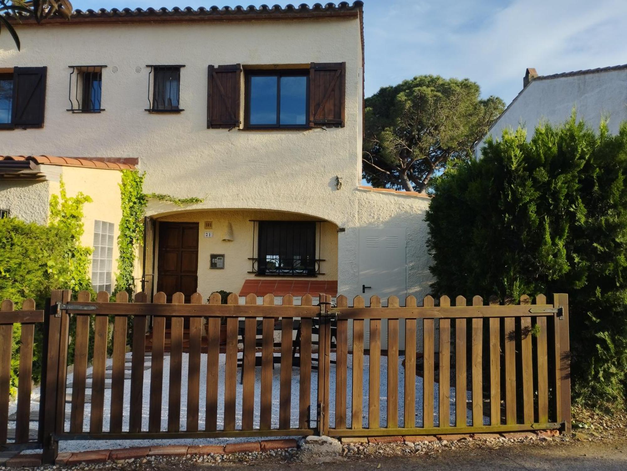 Casa Atenes L'Estartit Εξωτερικό φωτογραφία